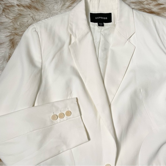 Express winter white fitted blazer. NWOT - Picture 5 of 8